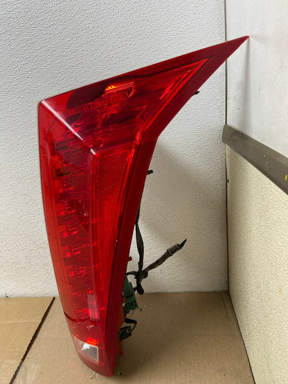2010 to 2016 Cadillac Srx Right Passenger RH Side Tail Light AG9145 LK2