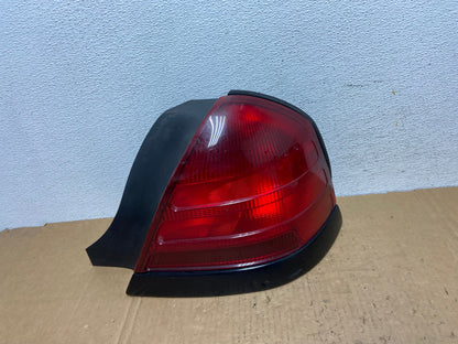 2003-2011 Ford Crown Victoria Right Passenger Rh Side Tail Light AD3200 LK0