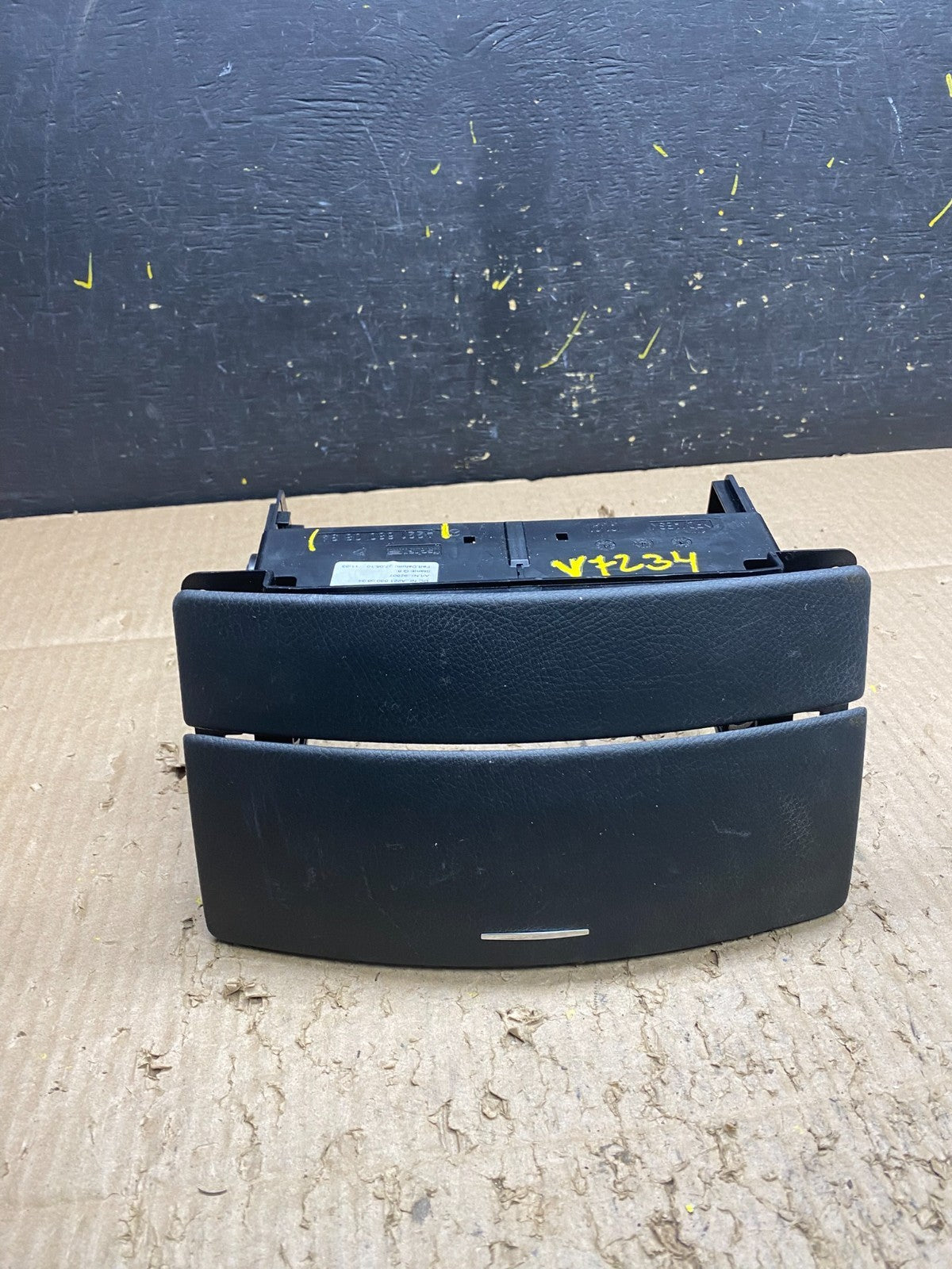 2007 to 2009 Mercedes S-Class S550 Center Console CD Player Cover Trim V7234 DG0