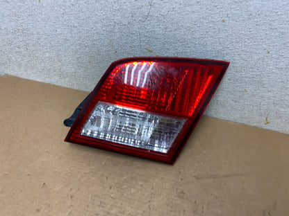 2002-2004 Infiniti i35 Inner Right Passenger Rh Side Tail Light OEM O9761 DW1