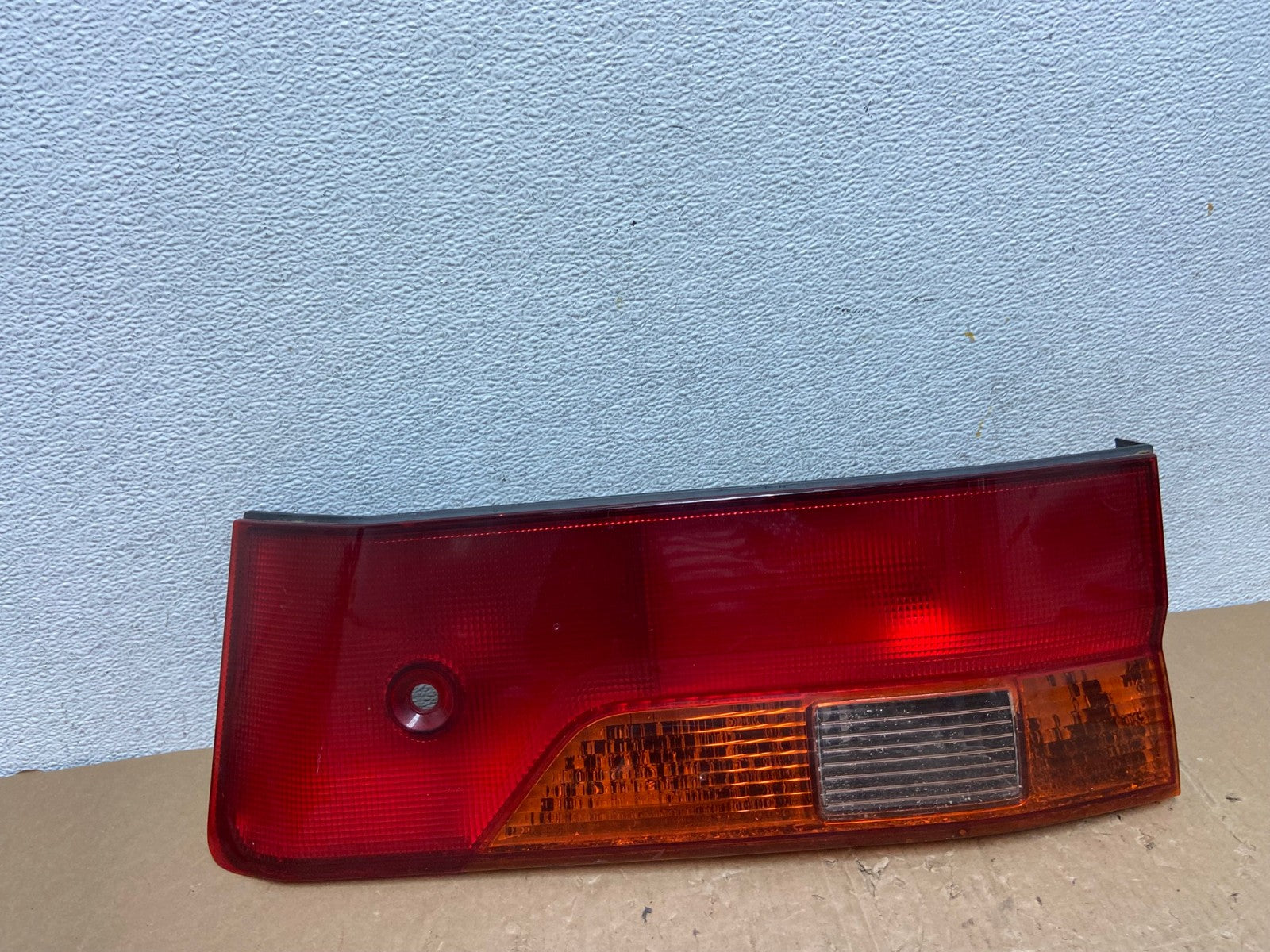 1999 2000 2001 Honda Odyssey Right Passenger RH Tail Light Inner AD8115 LK0