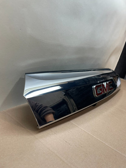 2011-2015 GMC Terrain Tailgate Liftgate Chrome Finish Molding Camera AJ0636 DG2