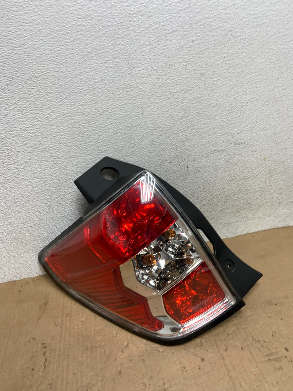 2009 - 2013 Subaru Forester Left Driver Lh Side Tail Light AE9296 DW2