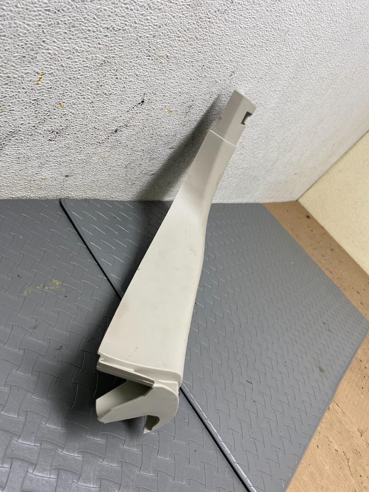 2014 to 2020 Infiniti QX60 OEM Rear Left Driver Liftgate Cover Trim Panel A20252