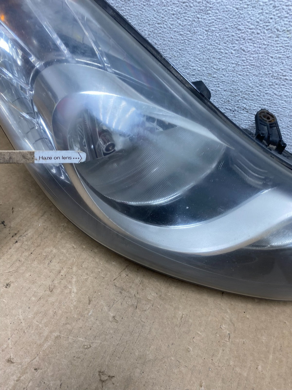 2011 2012 2013 Hyundai Elantra Right Passenger Headlight AF9660 DW4