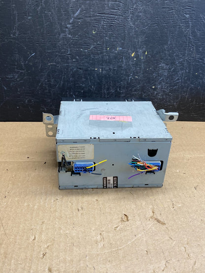 1999 to 2003 Toyota Sienna AM FM CD WMA Mp3 Radio Receiver AC6373 DG3