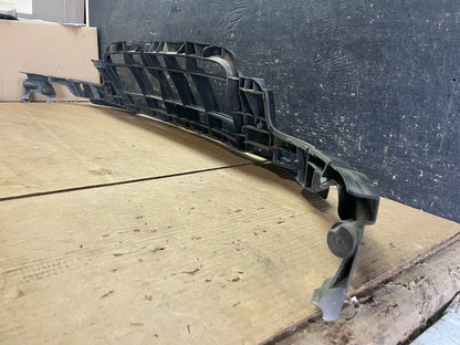 2009 2010 2011 Audi A6 Front Bumper Grille Bracket Retainer aa9194 DG4