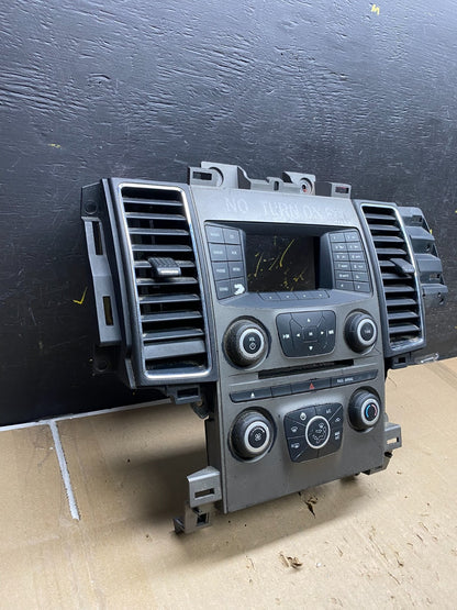 2010-2012 Ford Taurus Front Center Console Climate Radio Control Panel AB2094 DG4