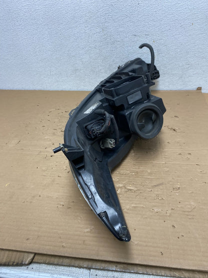 2010 2011 2012 Ford Taurus Right Passenger RH Halogen Headlight AD4334 DW7