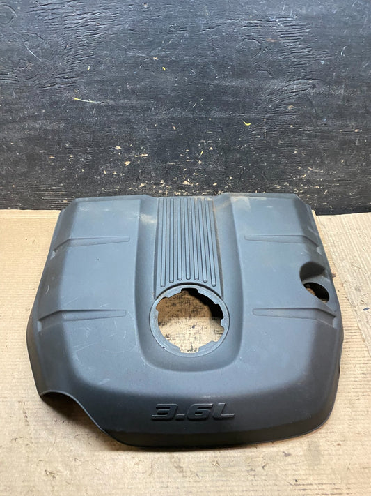 2012 to 2015 Jeep grand Cherokee 3.6L Engine Cover OEM V9434 DG0