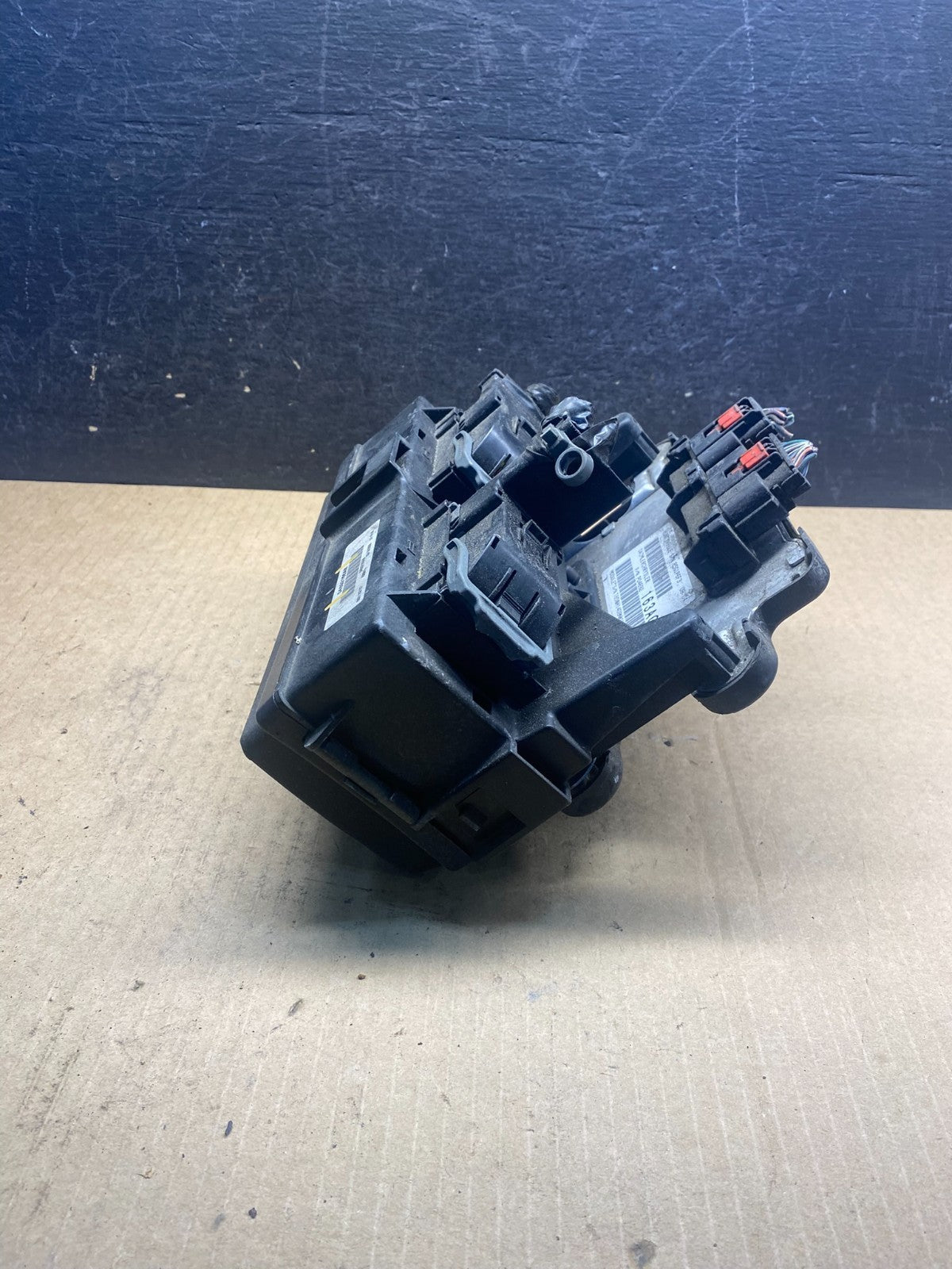 2003-2006 Silverado Suburban Tahoe Body Control BCM Module AG6161 DG3