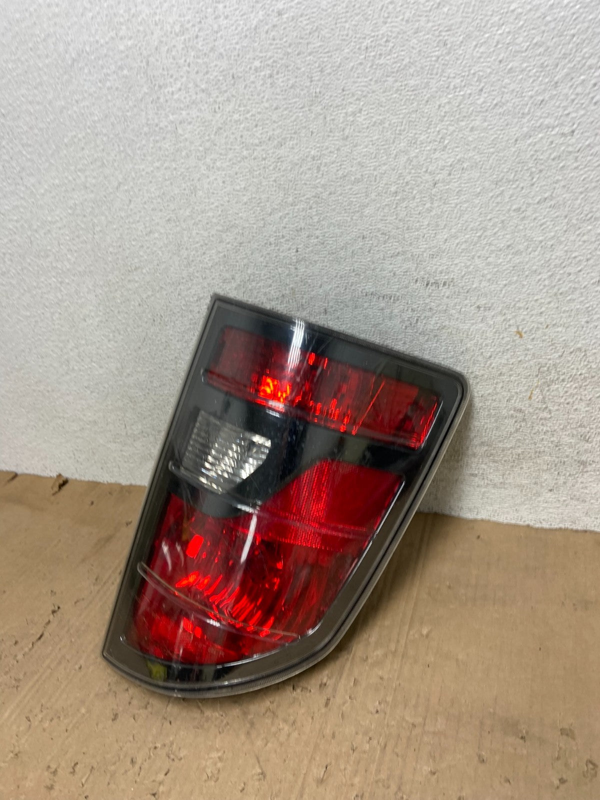 2006 2007 2008 Honda Ridgeline Right Passenger RH Side Tail Light AE9355 DG1