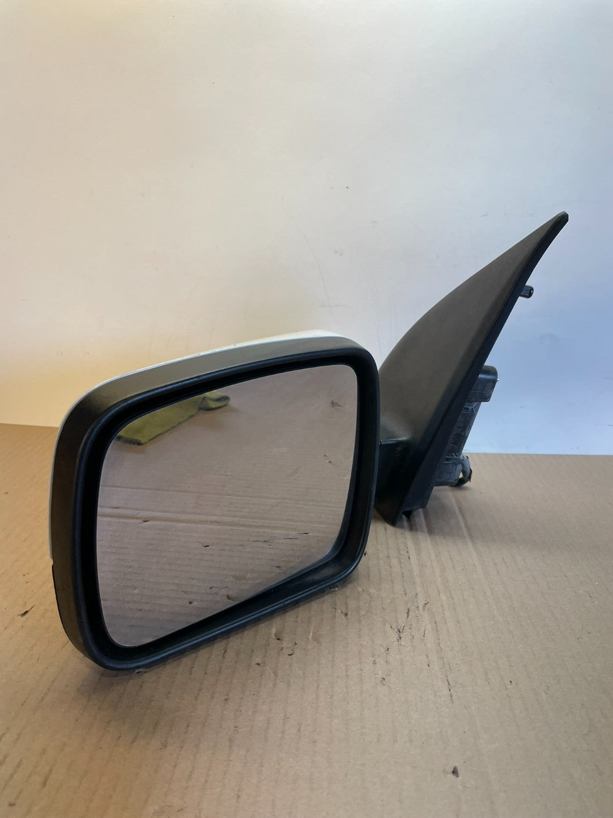 2011 to 2015 Land Rover LR2 Left Lh Side Door Power Mirror aj0837 DG2