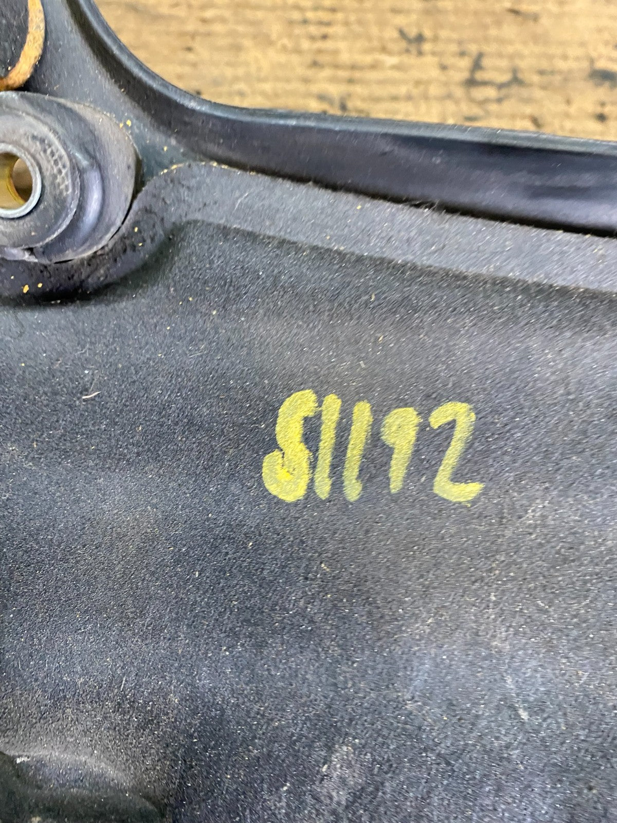 2002 to 2005 Hyundai Sonata 2.4L Engine Trim Cover Oem s1192 DG9