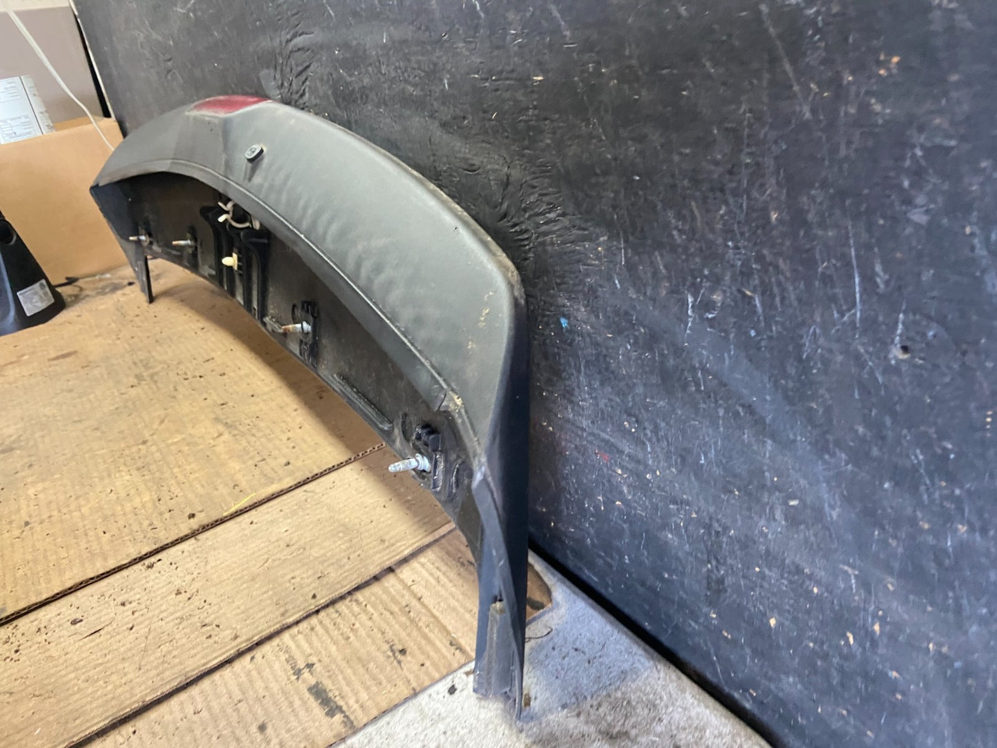 2007 to 2012 Dodge Caliber Rear Trunk Spoiler OEM R2049 DG4