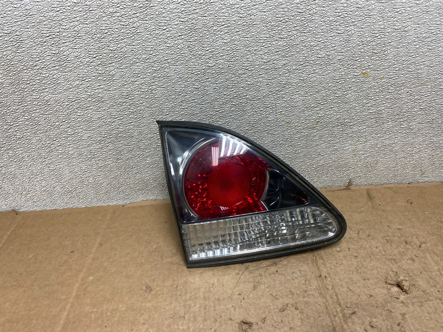 2000-2003 Lexus Rx300 Left Driver Lh Side Rear Inner Tail Light Oem AA51770