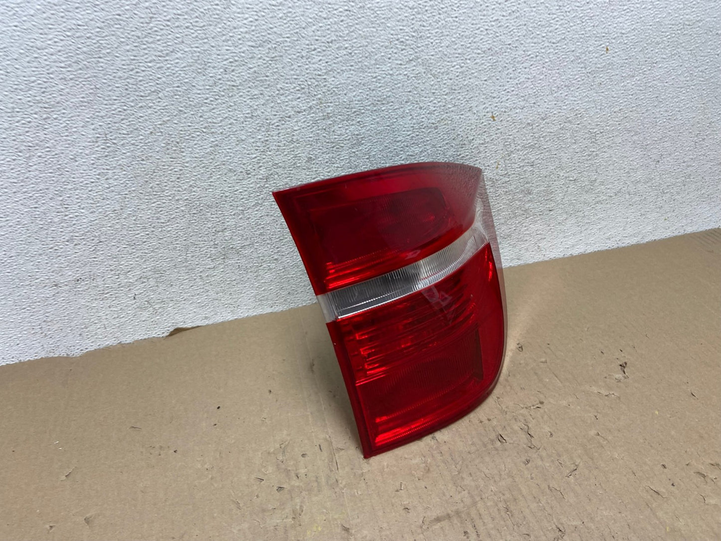 2007 to 2010 Bmw X5 E70 Right Passenger Rh Side Tail Light DEPO AG6979 LK2