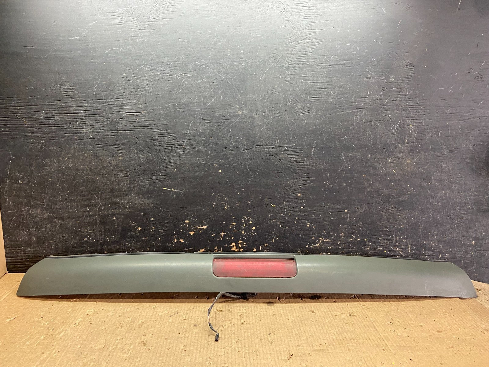 1996 to 2002 Chevrolet Express 3rd Third Brake Light Trim Spoiler Z3264 DG0