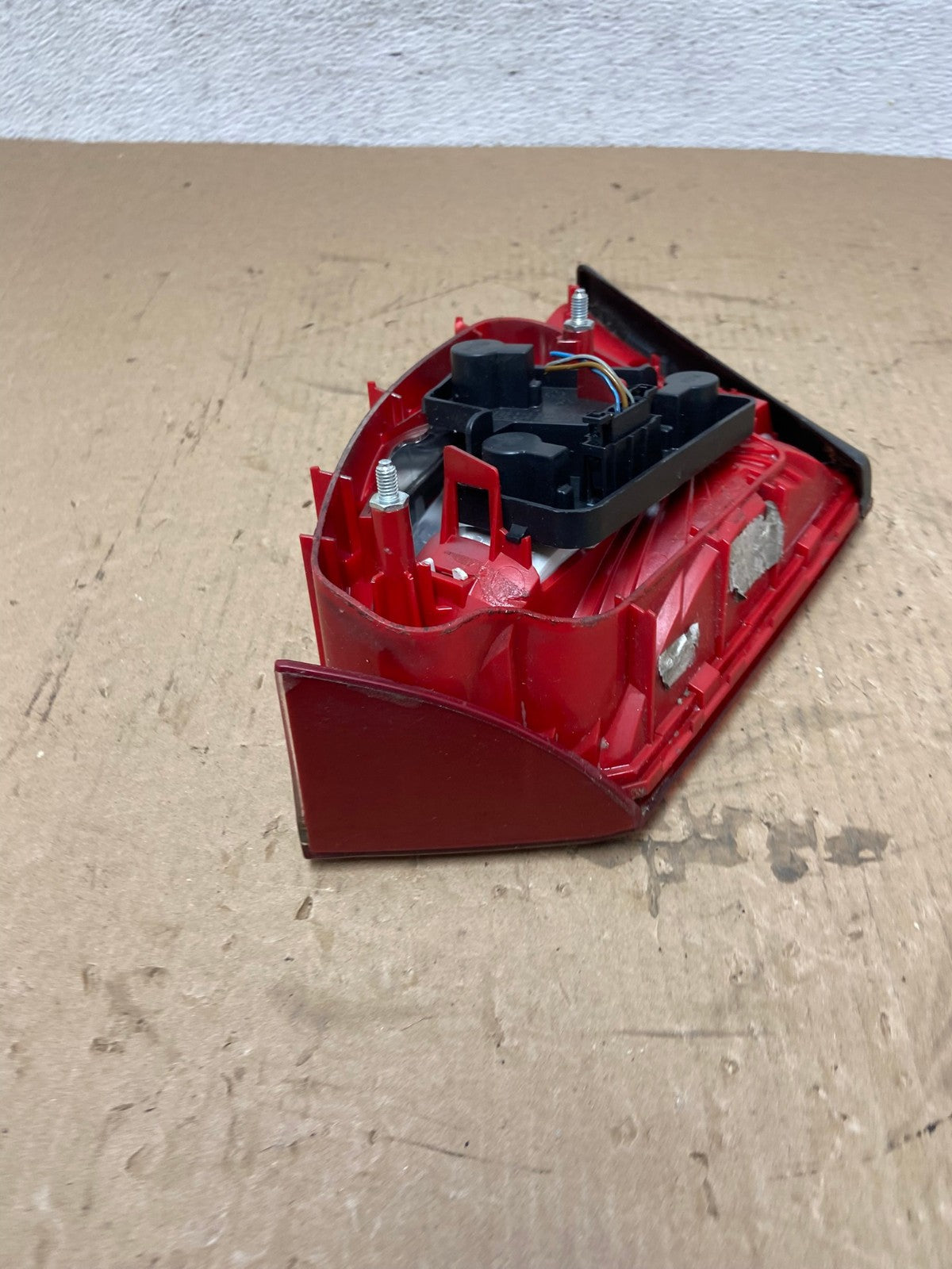 2011-2014 Volkswagen Jetta Left Driver LH Inner Trunk Tail Light AD7825 LK6