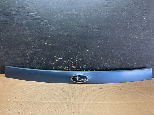 2009 - 2013 Subaru Forester  Liftgate Tailgate Trunk Trim Molding y1927 DG0