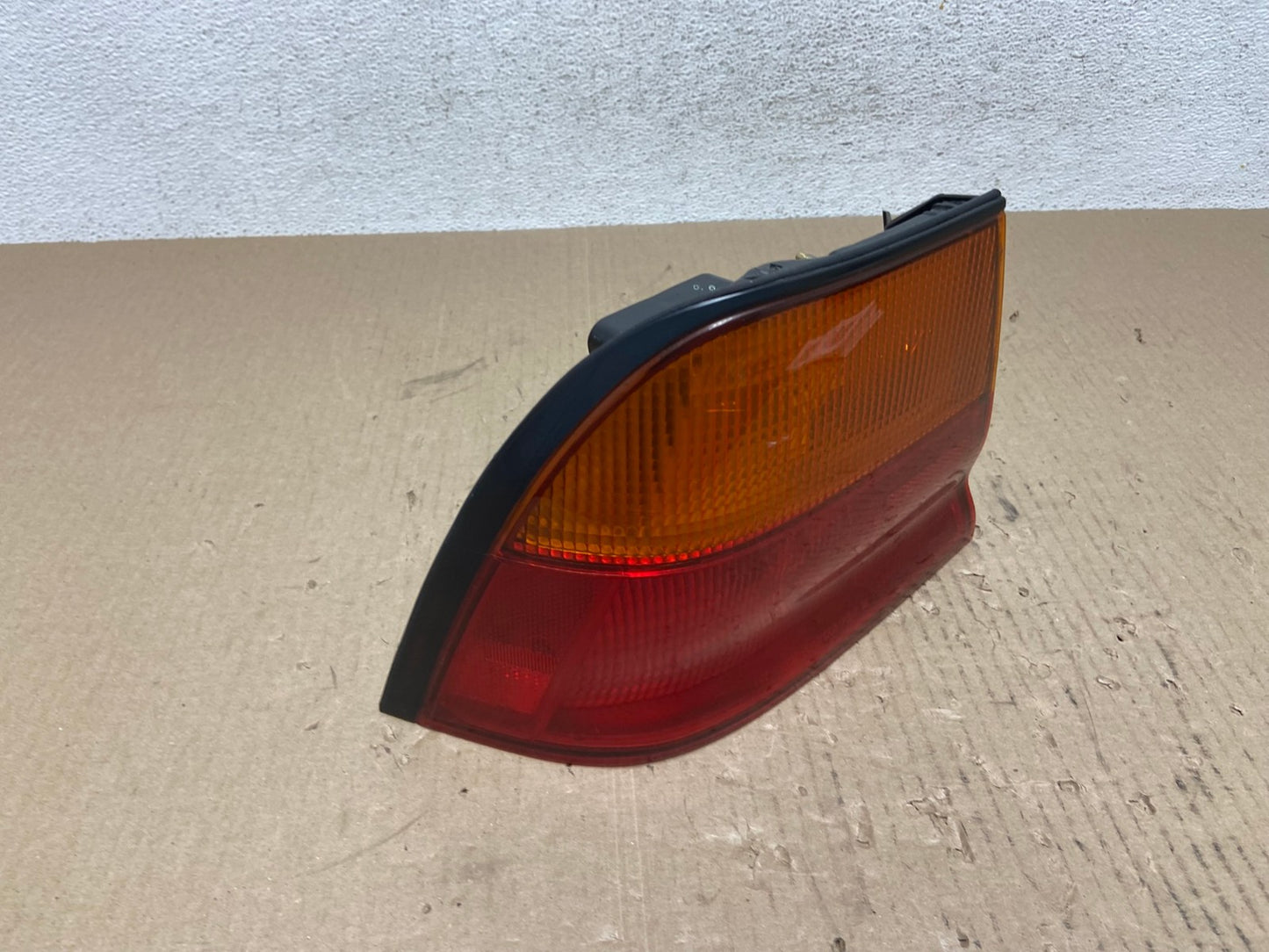 1995 1996 Nissan Maxima Left Driver LH Side Tail light AE7039 LK2