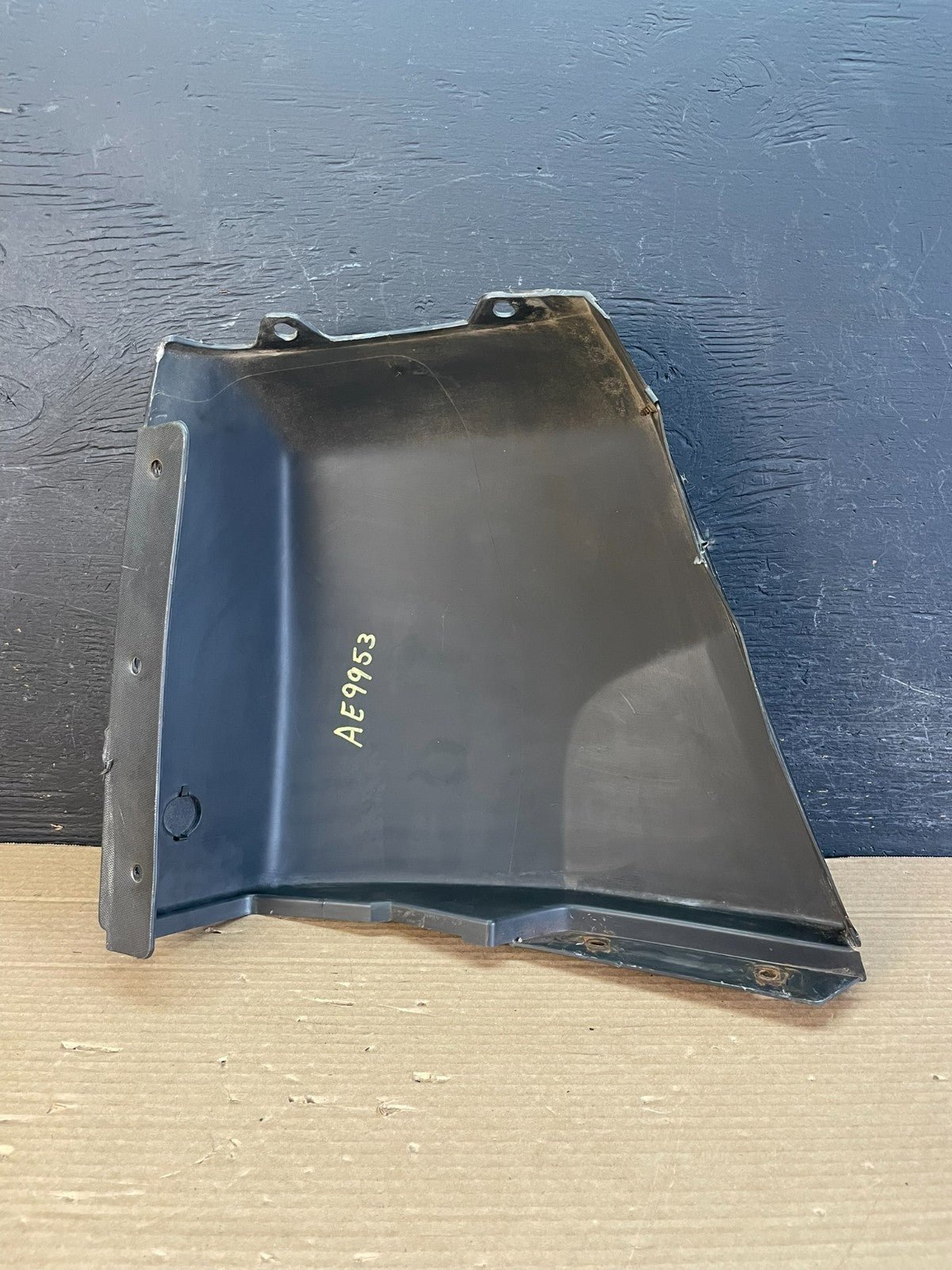 2006 - 2010 Hummer H3 Right Passenger Rear Bumper End Cap AE9953 DG7