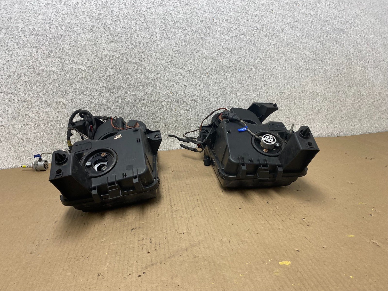 2006-2010 Dodge Charger Left+Right Side Set Halogen Headlights AG7973 DW9