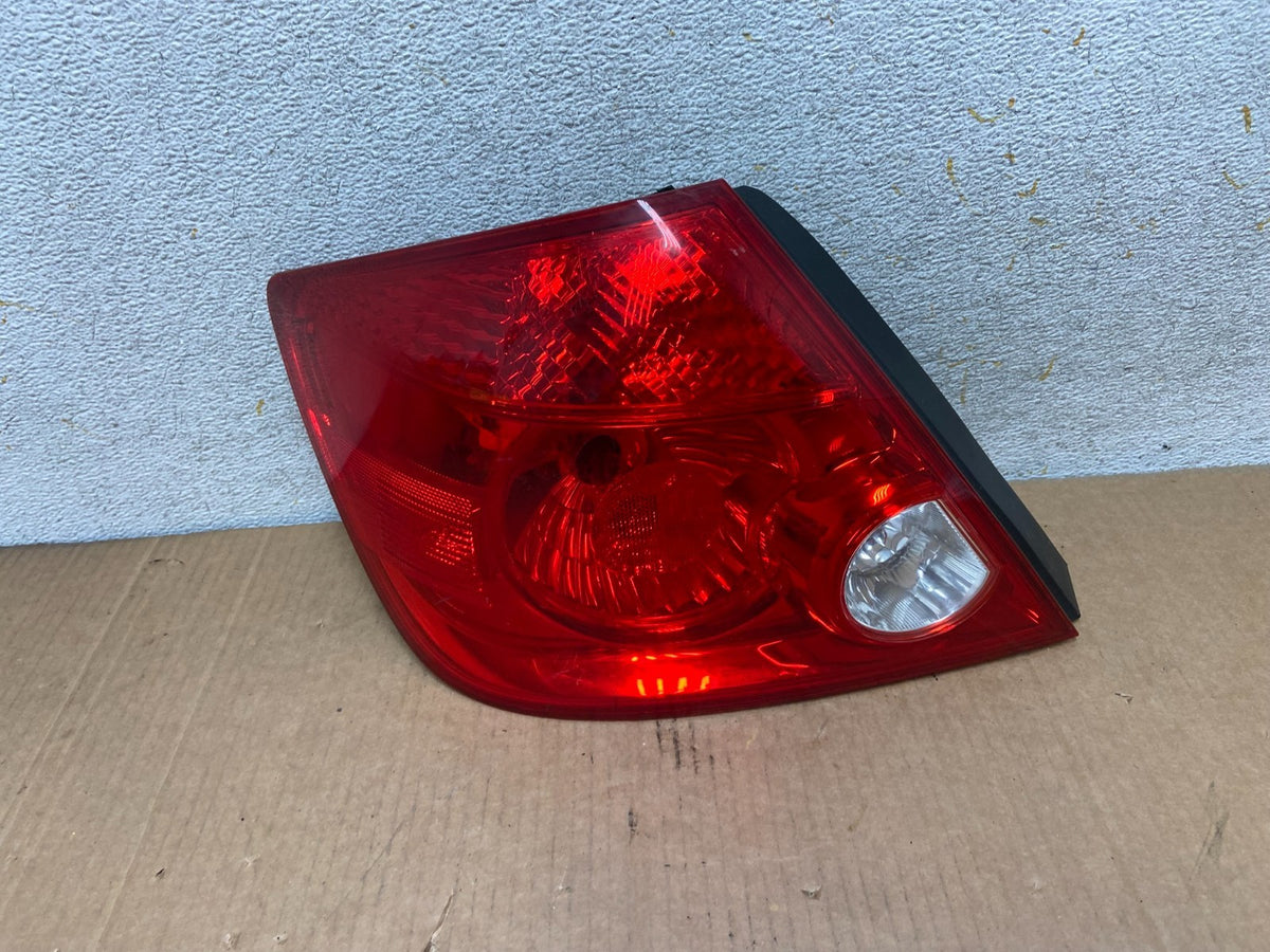 2005 2006 2007 Scion TC Tail Light Left Driver Lh Side AI8465 LK0