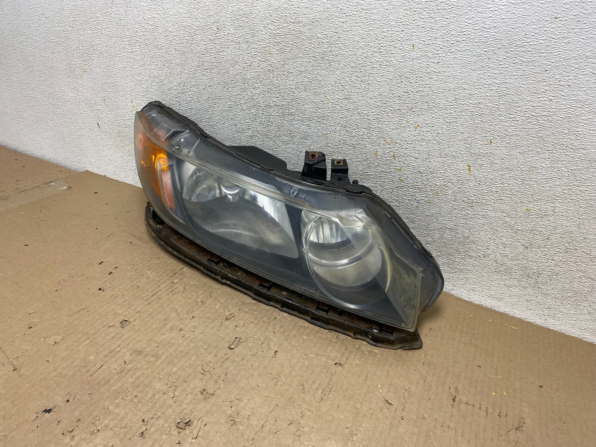 2006 2007 2008 Honda Civic Sedan Right Passenger Headlight Halogen AH5928 DW2