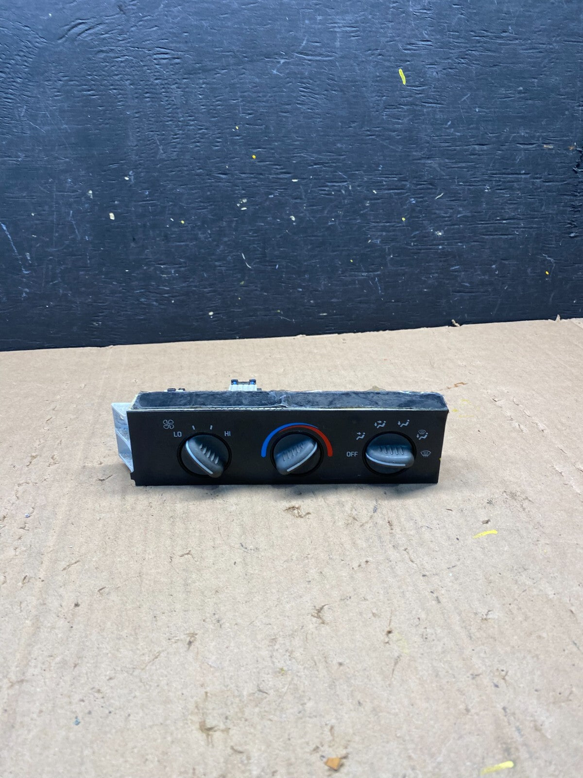 2001 - 2007 GMC Chevrolet Express 1500 Climate Control A/C M1630 DG0