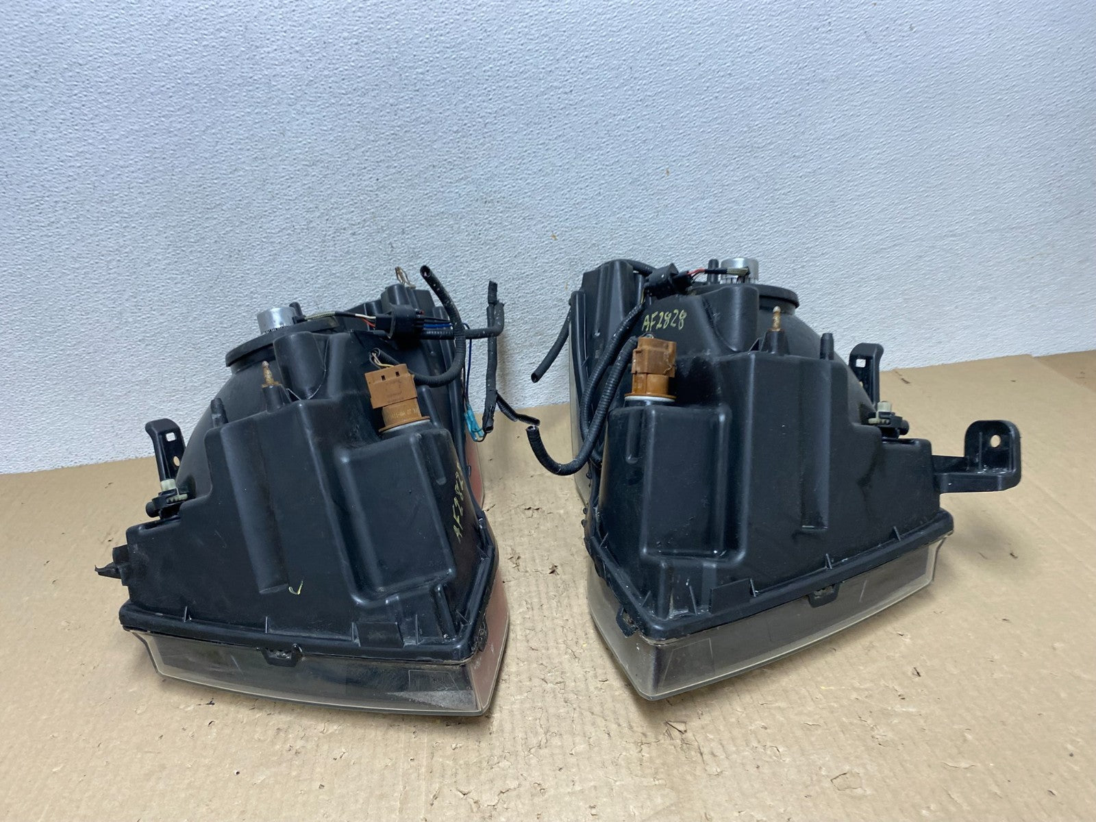 2007 - 2014 Ford Expedition Left+Right Side Headlights Halogen AF2828 DW12
