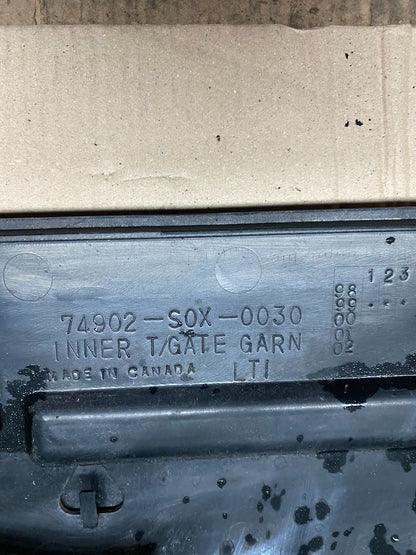 1999 to 2004 Honda Odyssey Rear Trunk Spoiler Gate Oem X0256 DG12