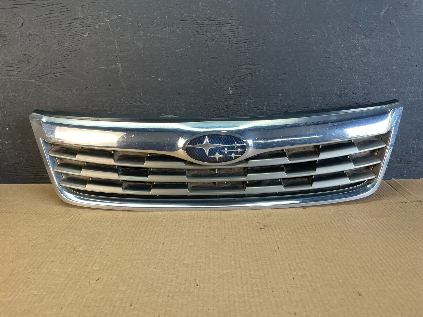 2009 2010 Subaru Forester Front Upper Chrome Grille Grill AF3757 DG0