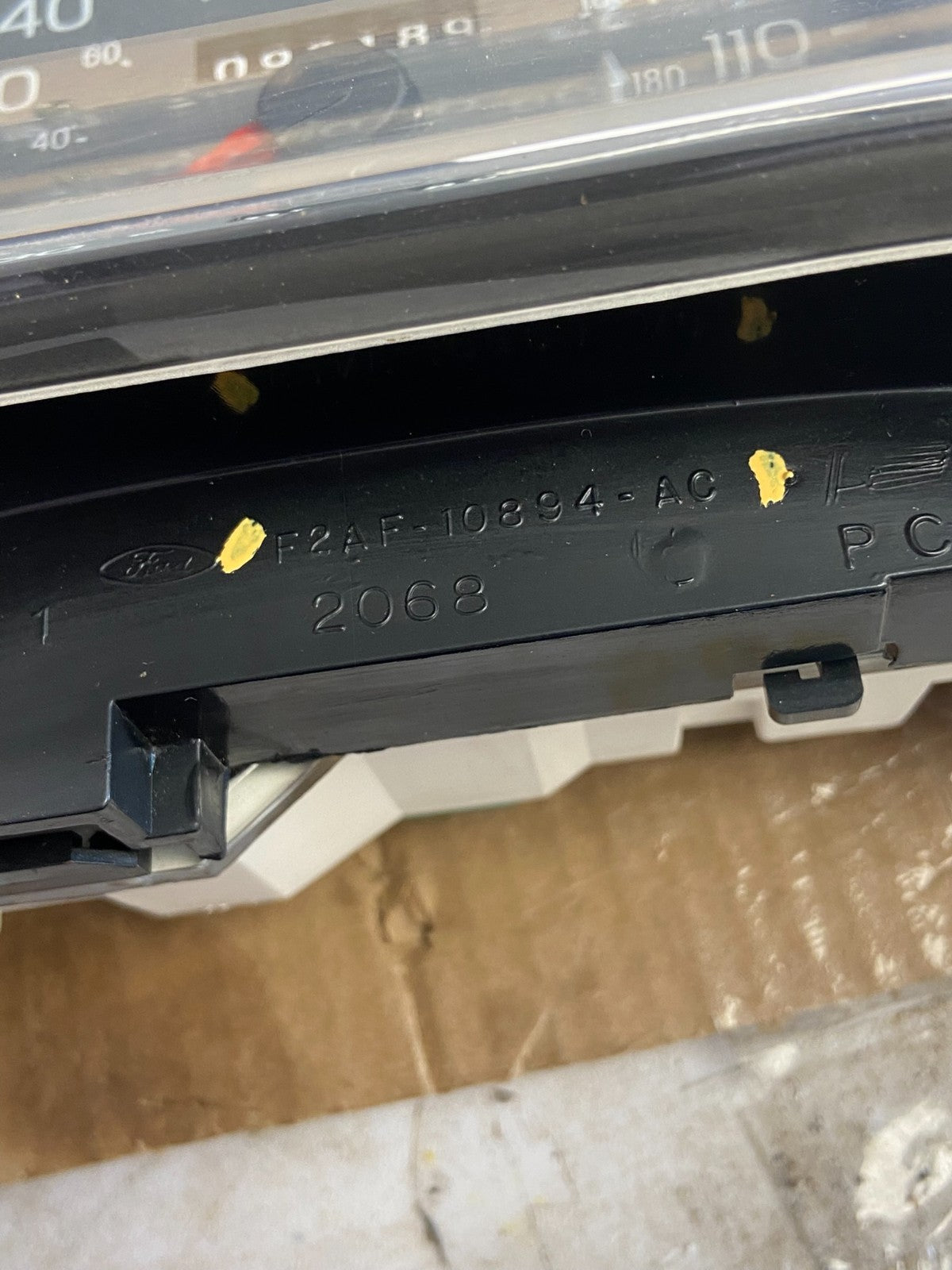 2001 to 2005 Mercury Grand Marquis Speedometer Cluster Gauge af1590 DG7