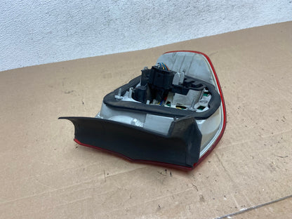 2009 2010 BMW 328i 3 Series Right Passenger RH Side Tail Light AE6065 LK4