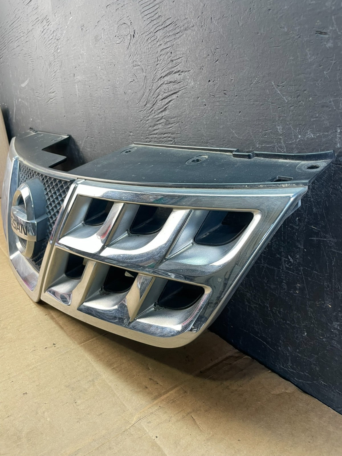 2011 to 2015 Nissan Rogue Front Upper Chrome Grill Grille ac5141 DG1