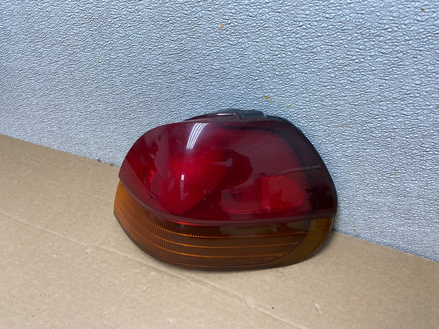 1995 to 1999 Subaru Legacy Outback Right Passenger Side Tail Light AB34541