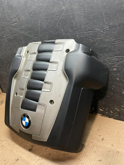 2006 to 2010 BMW 550i 650i 750i Plastic Engine Cover Shield OEM X9715 DG2
