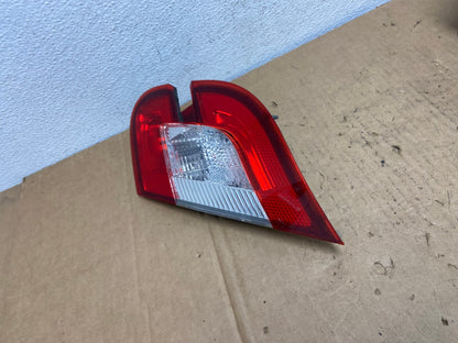 2010 2011 2012 Ford Taurus Right Passenger RH Side Tail Light Inner AD3170 LK1