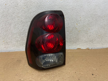 2002 to 2009 Chevrolet Trailblazer Left Driver LH Side Tail Light AH8974 LK0