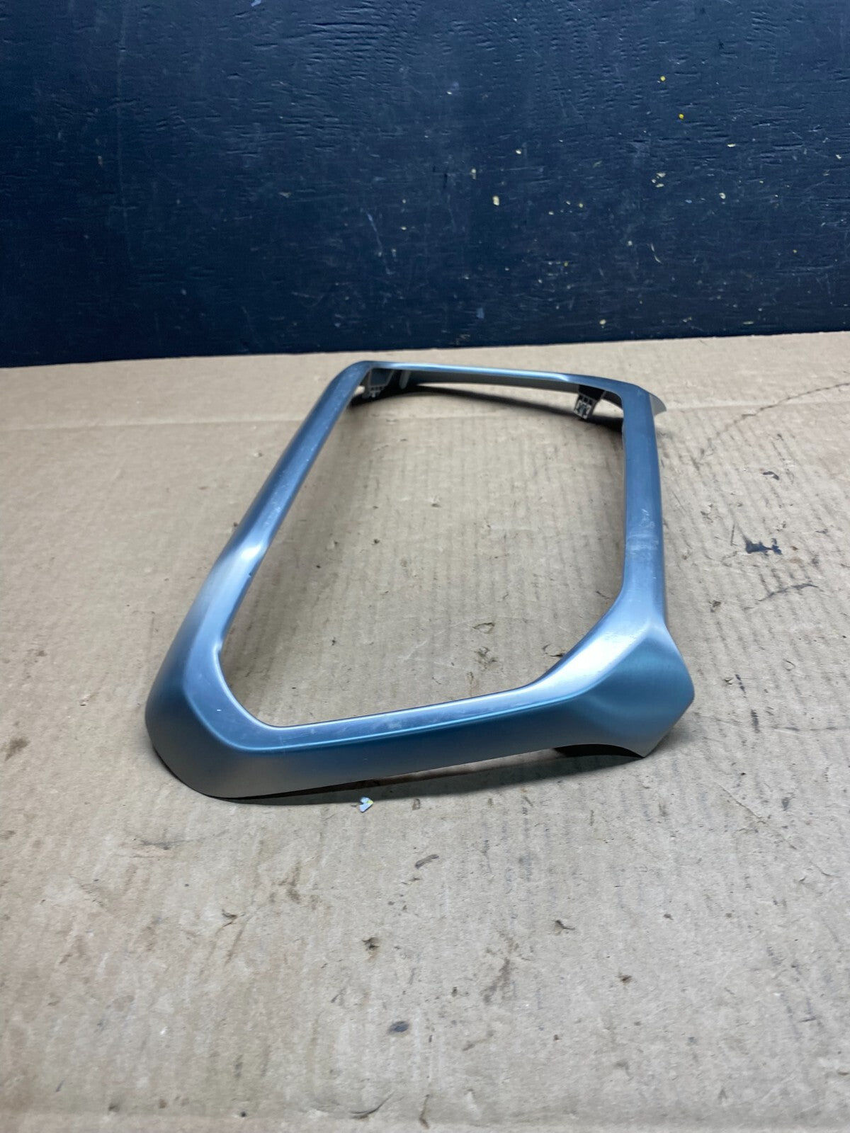 2017 to 2020 GMC Acadia Center Dash Display Trim Bezel Cover o6909 PS2
