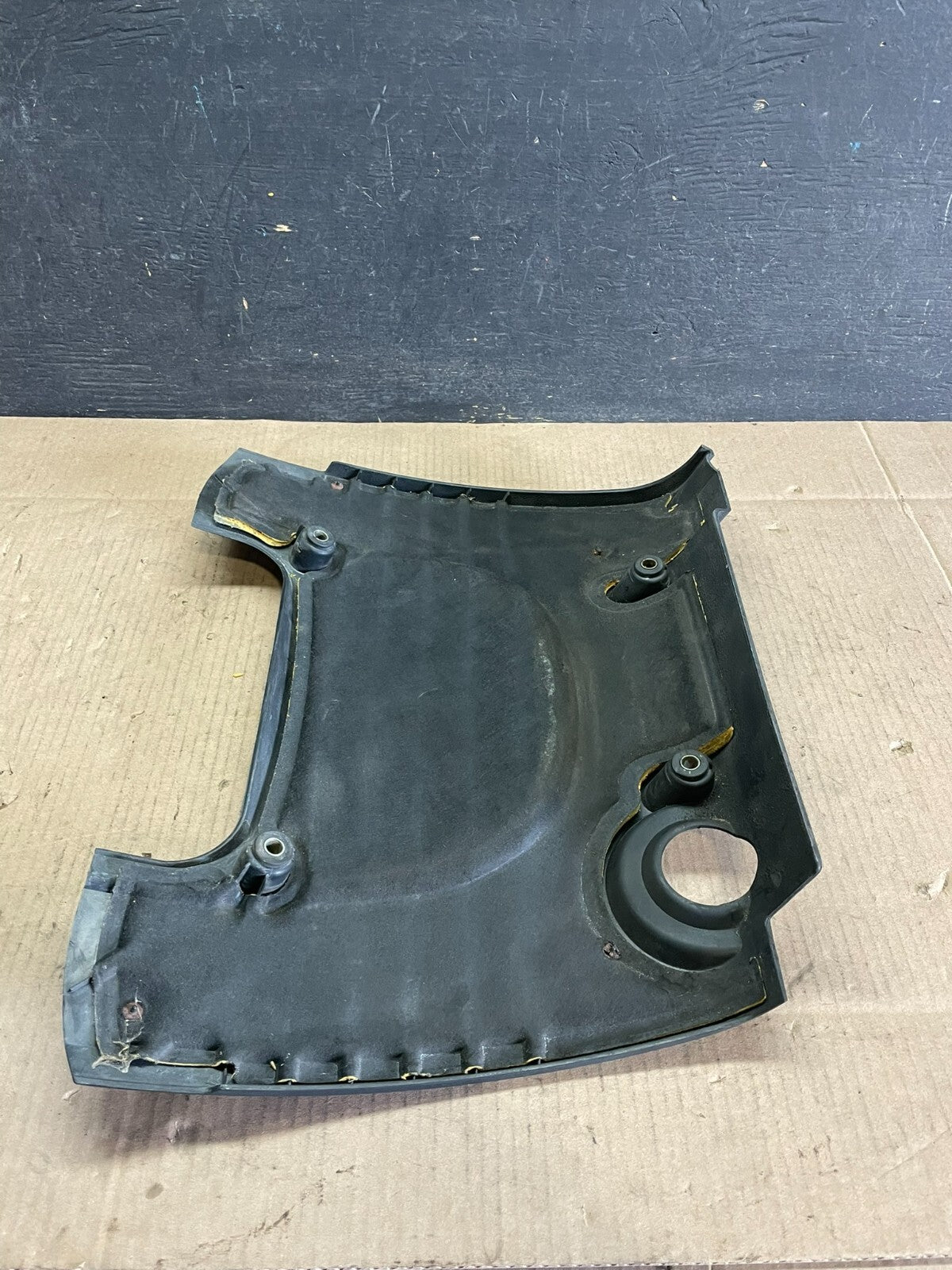 2002 to 2005 Hyundai Sonata 2.4L Engine Trim Cover J6920 PS7