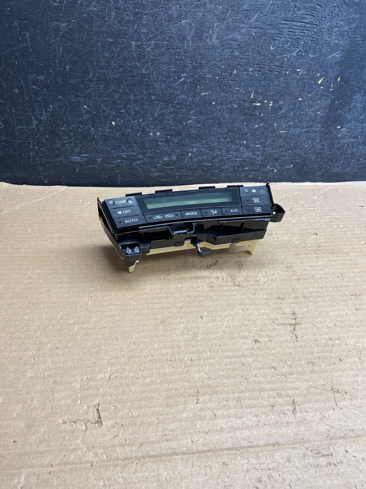 2010 to 2015 Toyota Prius A/C Heater Climate Control Unit Switch ah3650 DG0