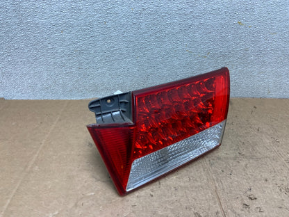 2006 to 2009 Hyundai Azera Right Passenger Inner Tail Light Oem AA4029 DW2