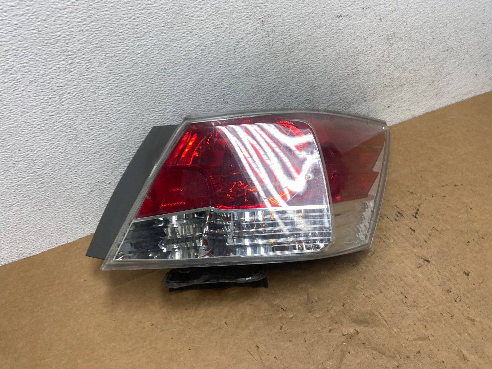 2008 to 2012 Honda Accord Sedan Tail light Right Passenger RH Side AD4798 LK2