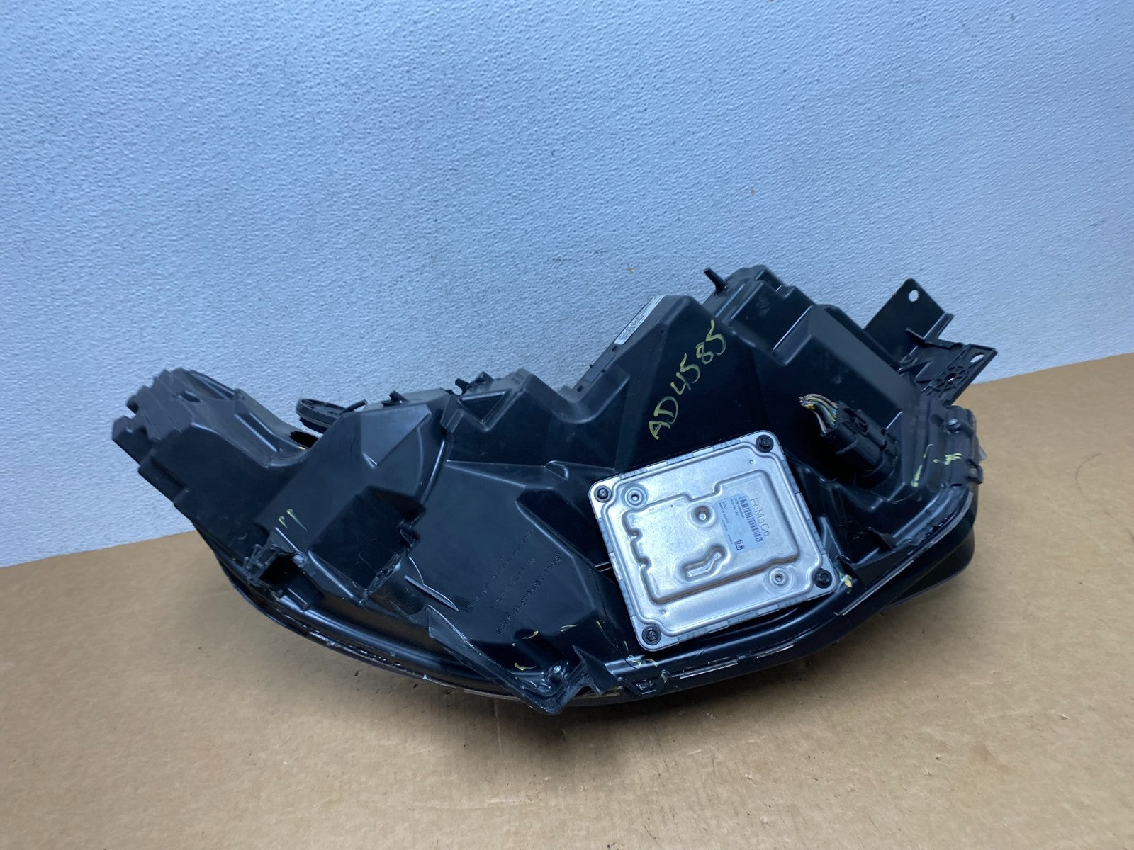 2020-2023 Ford Explorer Left Police Interceptor w/Module Headlight AD4585 DW10