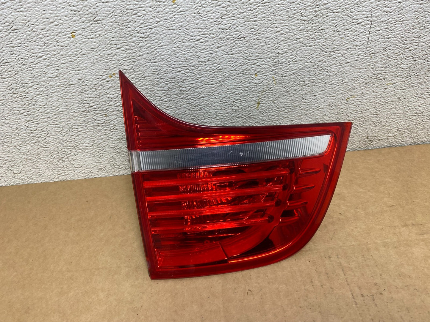 2008 to 2012 Bmw X6 E71 Left Driver Lh Side Inner Tail Light L7557 DW0