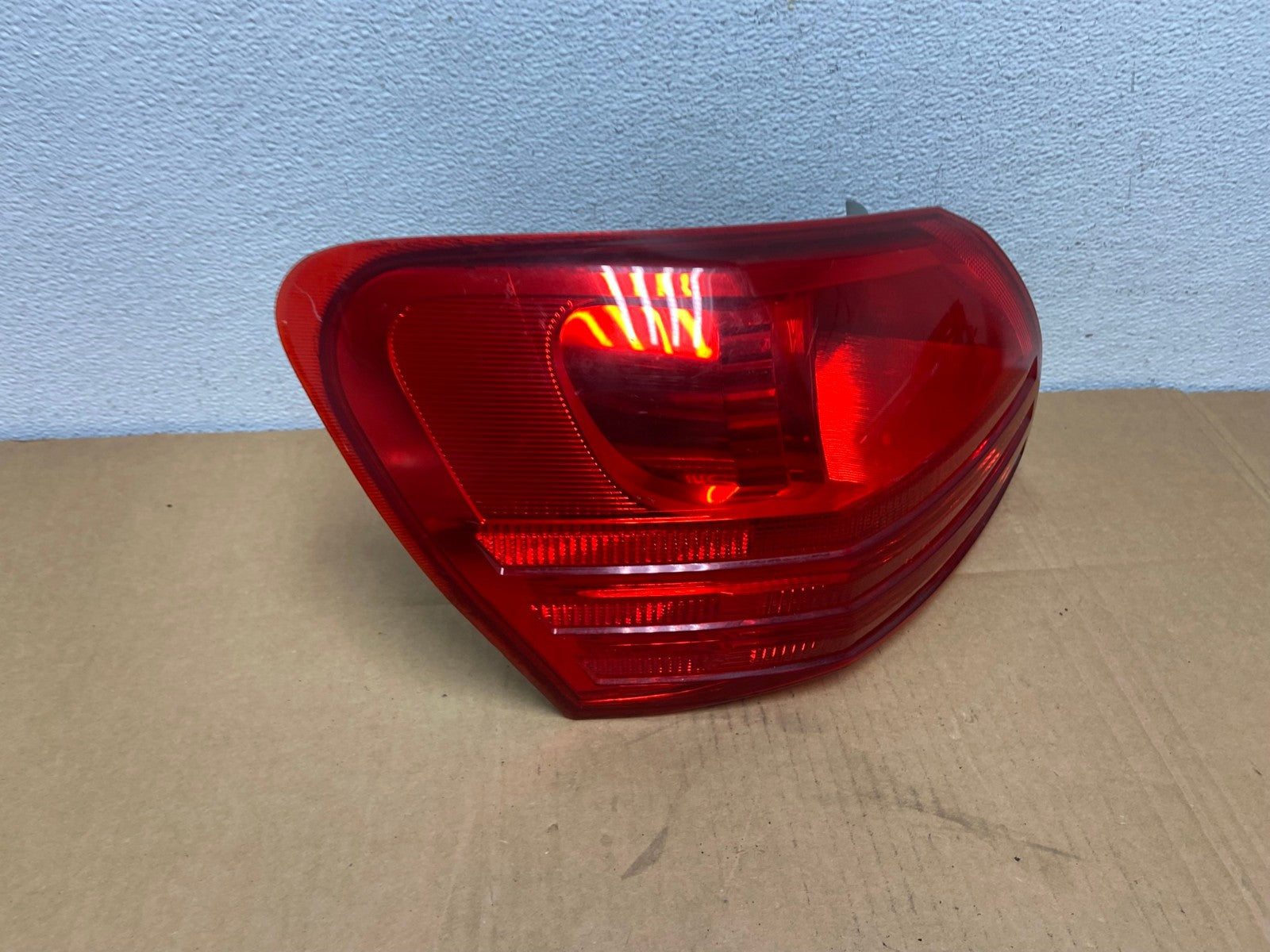 2008 to 2015 Nissan Rogue Left Driver Lh Side Tail Light AC7467 LK2