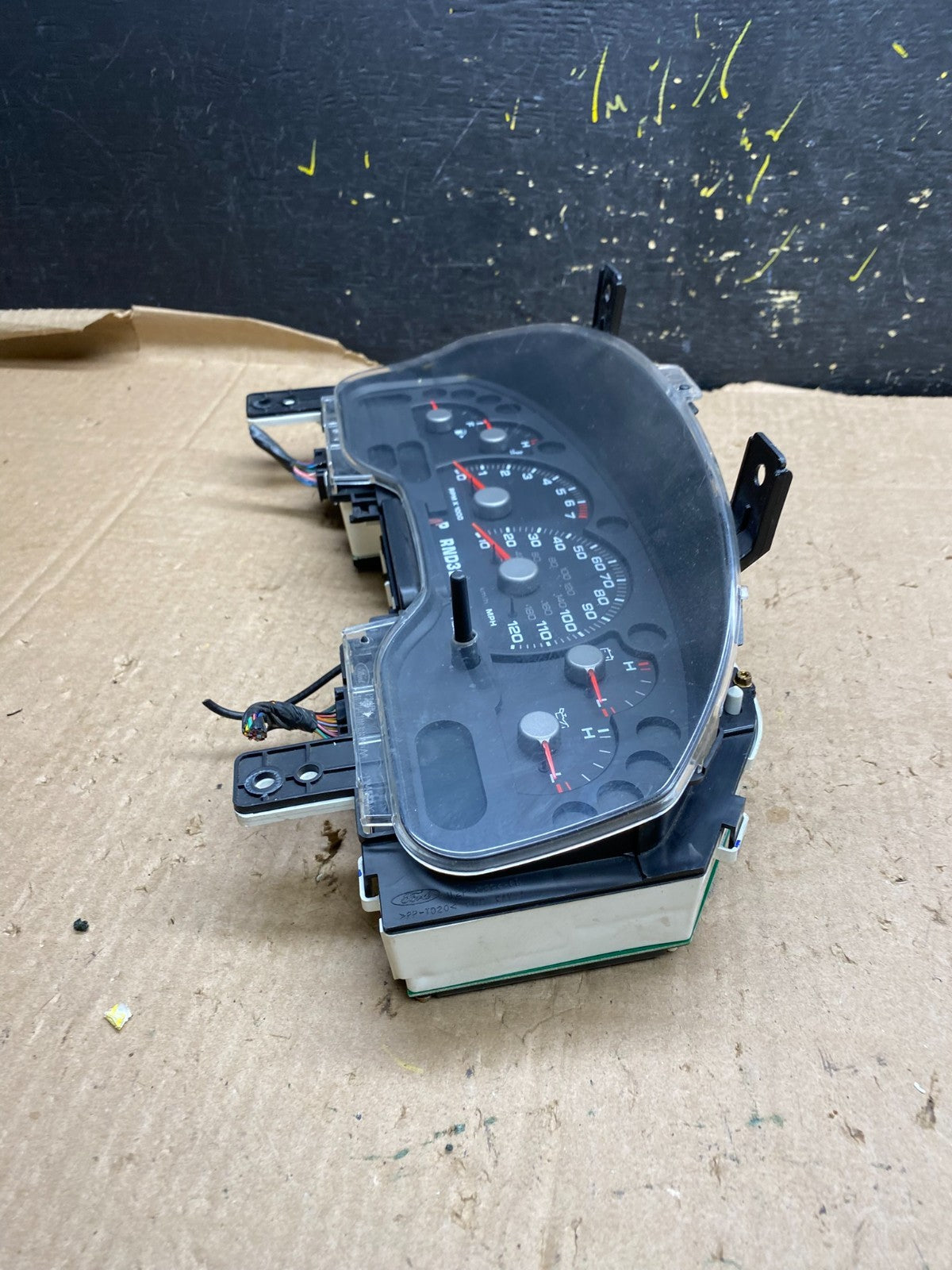 2001 to 2003 Ford Explorer Speedometer Cluster Gauge Oem z1799 DG2