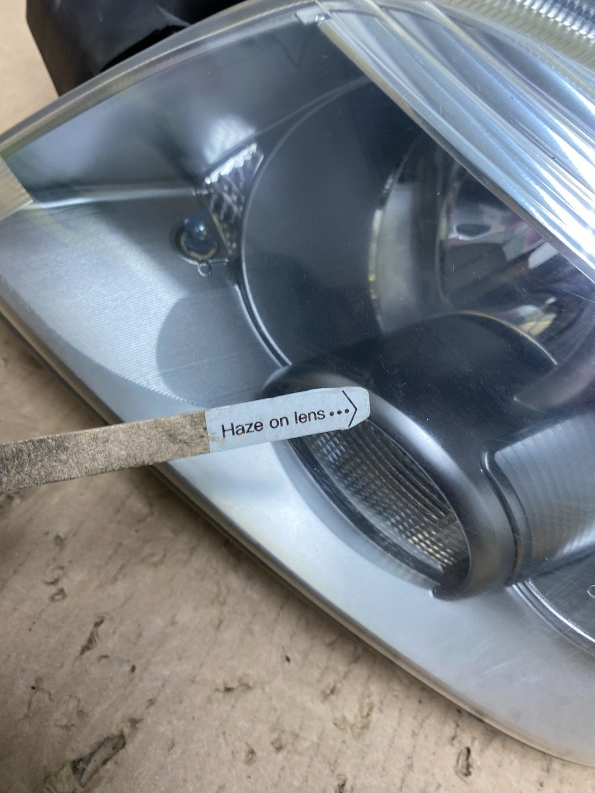Halogen 2005-2006 Mitsubishi Outlander Left Driver LH Headlight ae8797 DG4